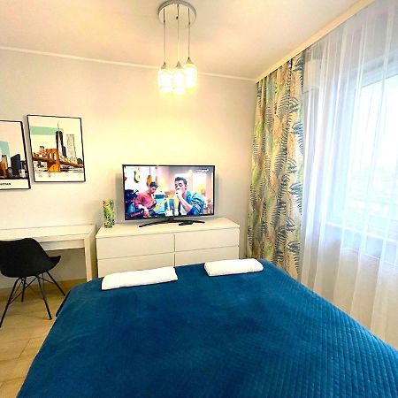 Apartament Z Tarasem I Widokiem Na Odre Вроцлав Екстериор снимка