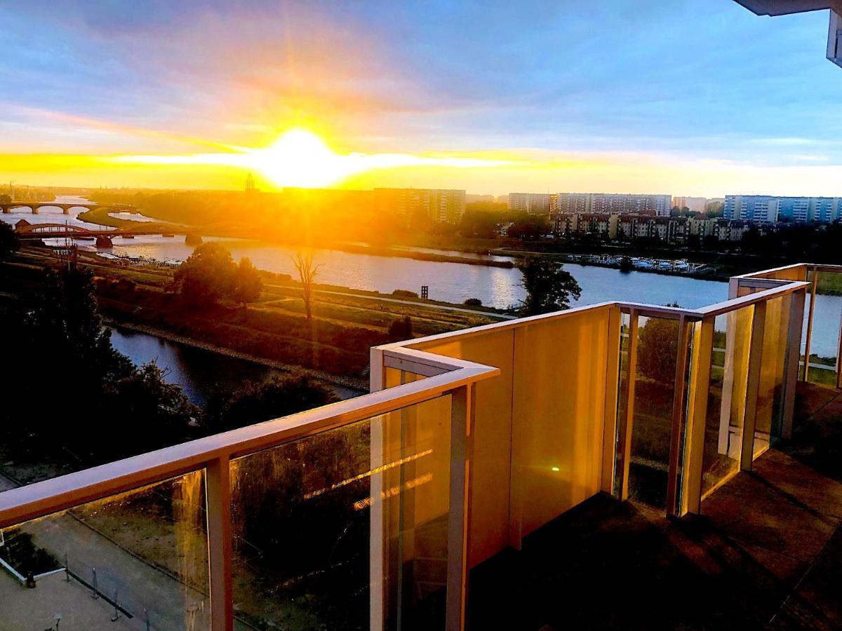 Apartament Z Tarasem I Widokiem Na Odre Вроцлав Екстериор снимка