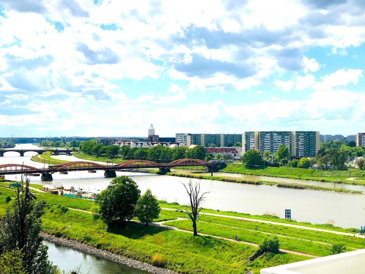 Apartament Z Tarasem I Widokiem Na Odre Вроцлав Екстериор снимка